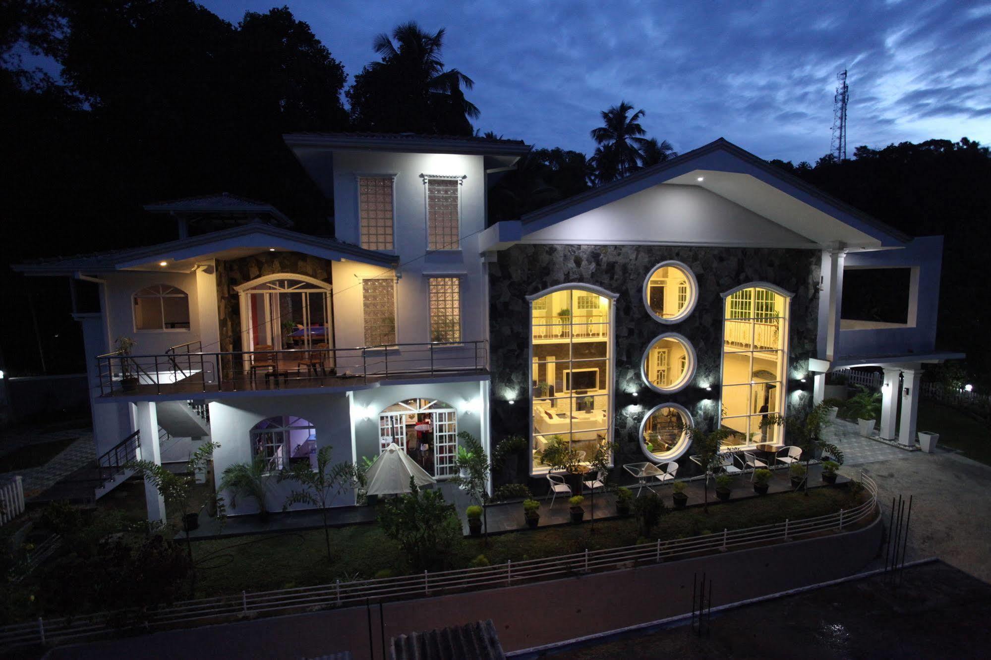 Ayaana Boutique Hotel Κάντι Εξωτερικό φωτογραφία
